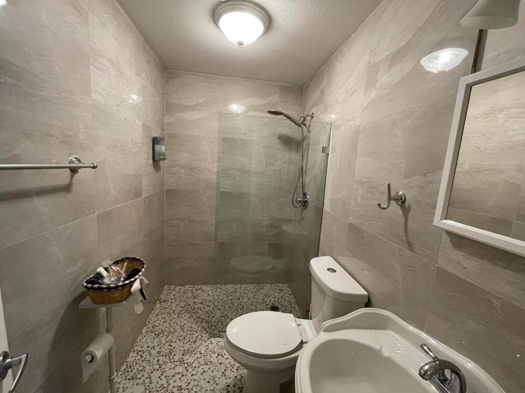 Relax And Unwind In Little Havana Miami Bagian luar foto